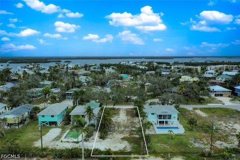 LAND - Fort Myers Beach, FL