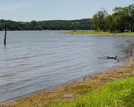 Lake Access Land in Bowie