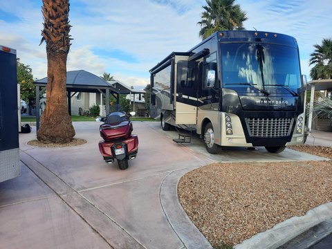 Oversized RV Lot in Indio