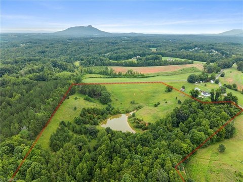 Land, Pinnacle, NC