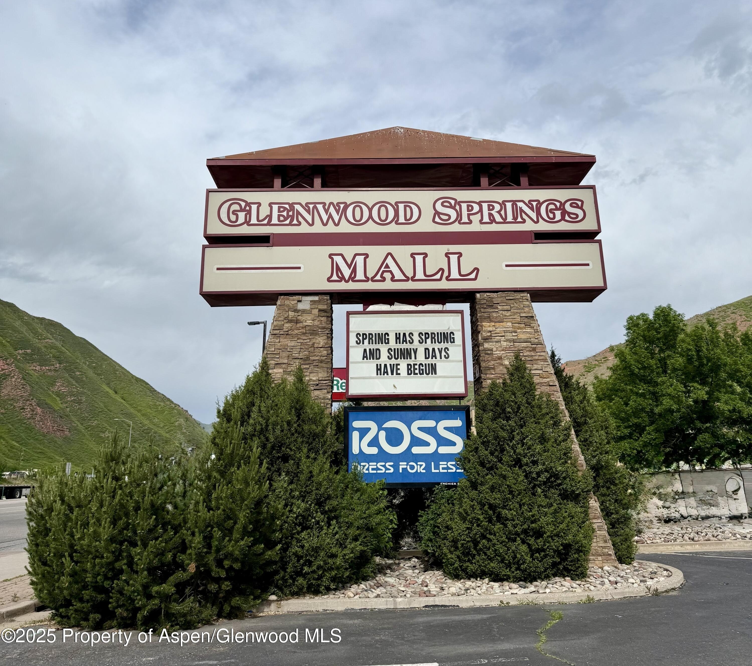 Glenwood Springs Mall Investment Opportunity