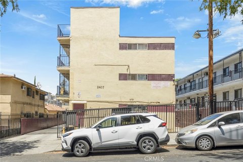 Los Angeles Apartment Building