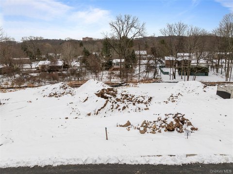 Land, Spring Valley, NY