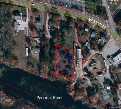 Waterfront Land on Peconic River