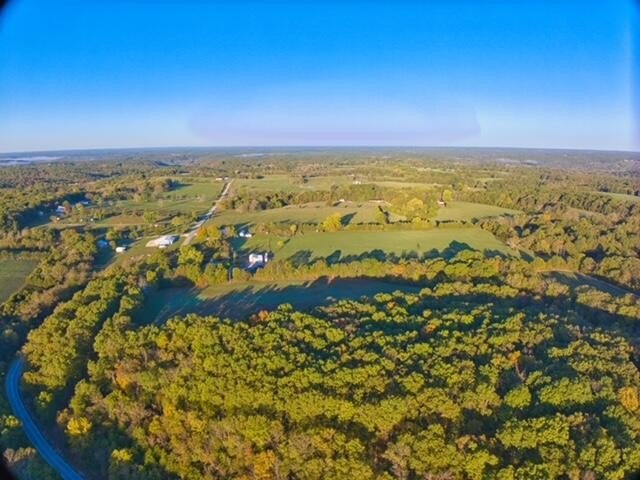 20 Acres in Highlandville, MO