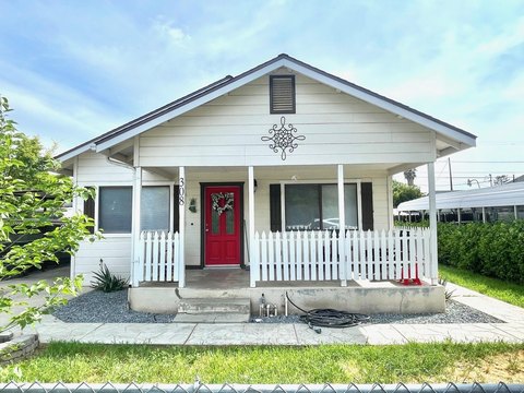 Exeter Multifamily Property with Income Potential