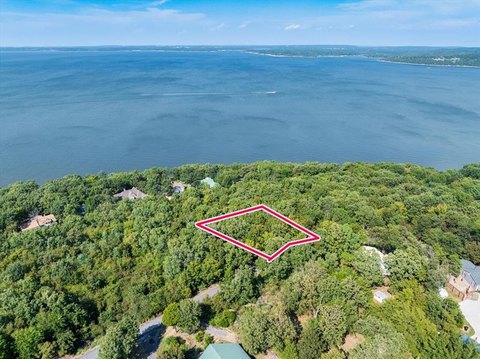 Lake View Lot in Eufaula