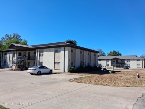 24-Unit Apartment Complex
