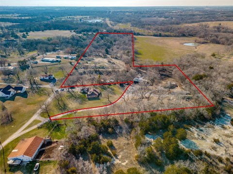 Private Acreage Tract with Livestock Setup