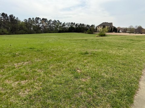LAND - Collierville, TN