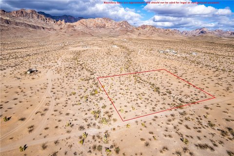 Land, Golden Valley, AZ