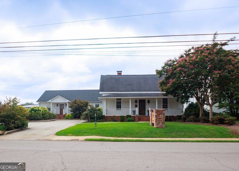 Versatile Office Building in Washington