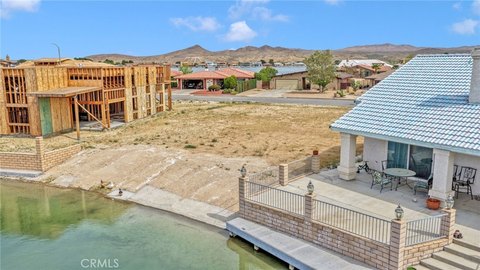 Waterfront Land in Silver Lakes