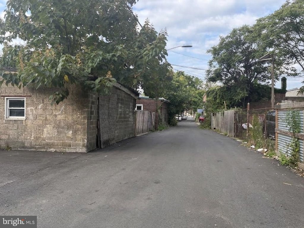 Picture 11