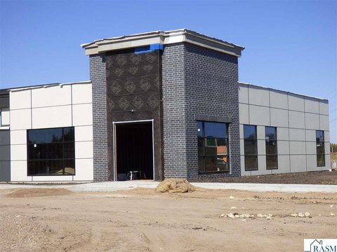 Prime Commercial Space Available