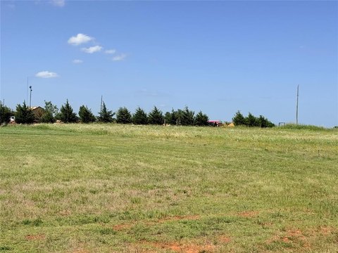 LAND - Edmond, OK