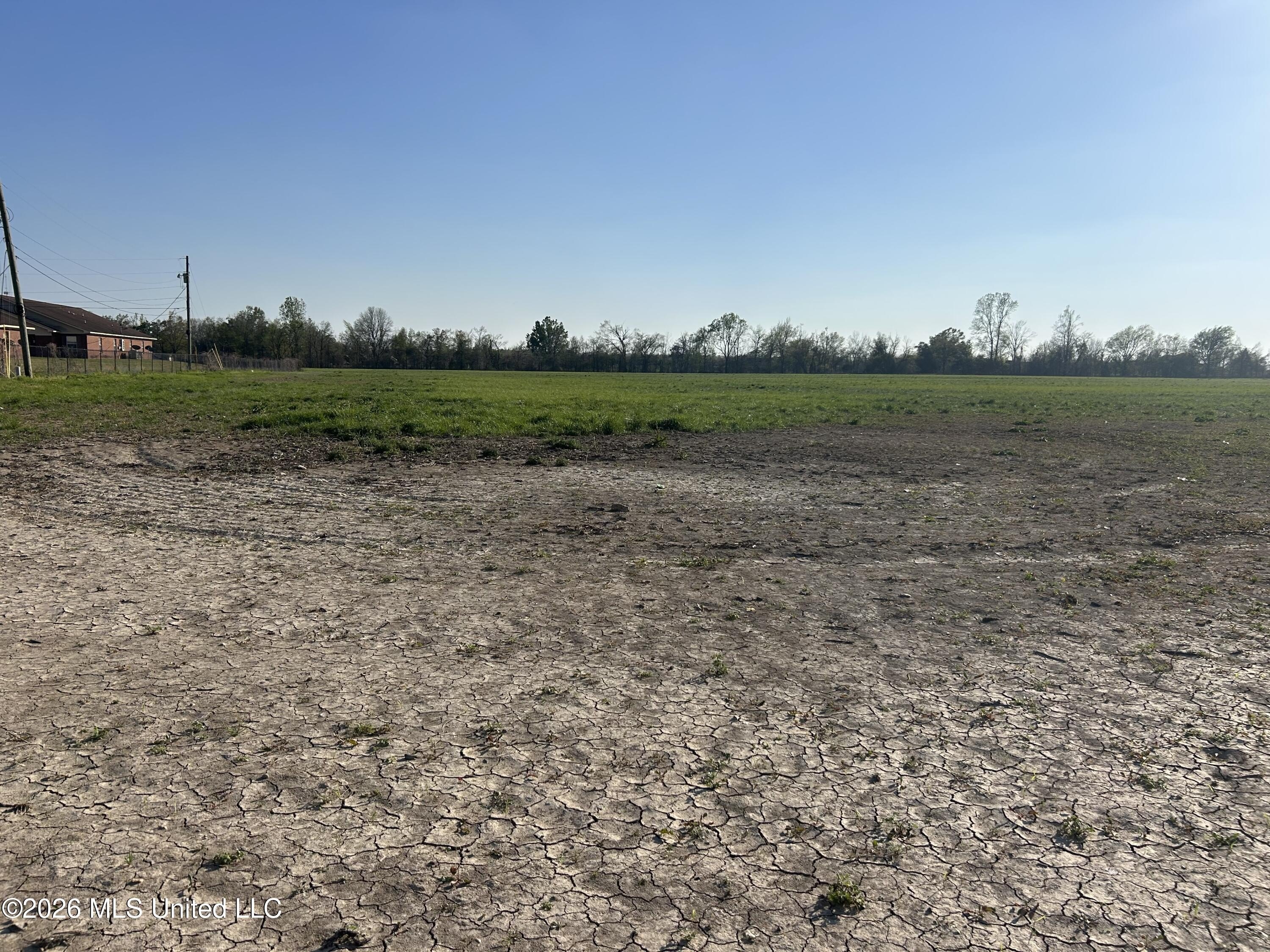 Versatile 15-Acre Tract in Itta Bena