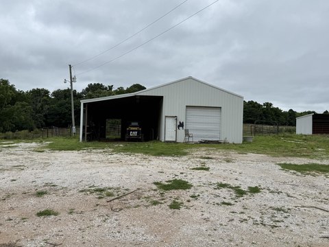LAND - Stockton, MO