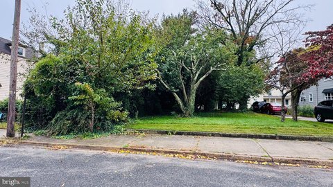 Buildable Lot Near Delaware River