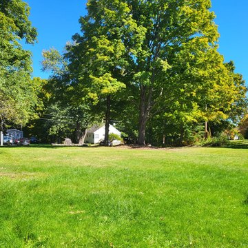 Land, Paris, ME