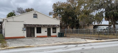 Daytona Beach Warehouse with Yard