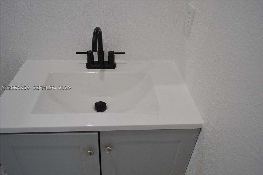 Picture 37