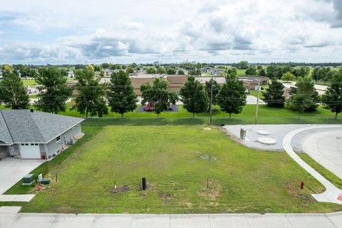 LAND - Columbus, NE