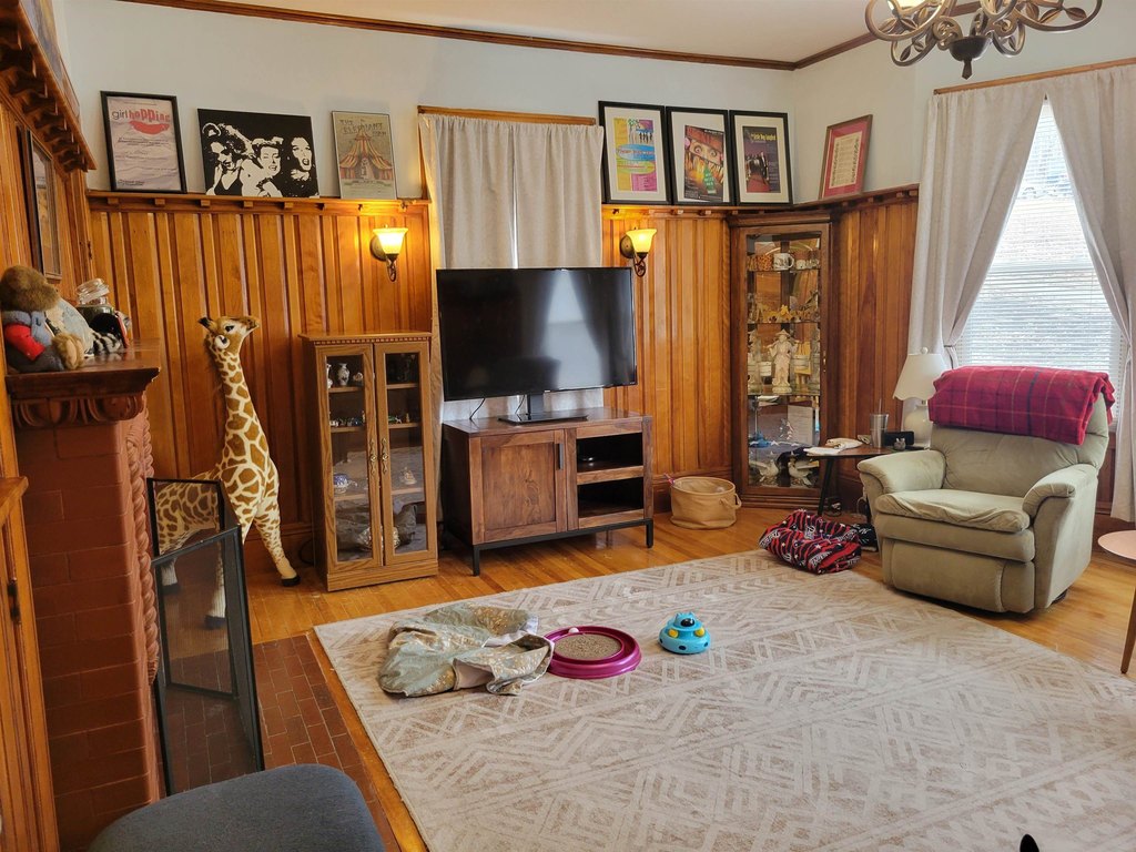 Picture 8