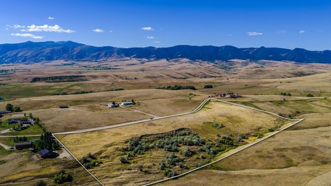 Ranch-Land, Big Horn, WY