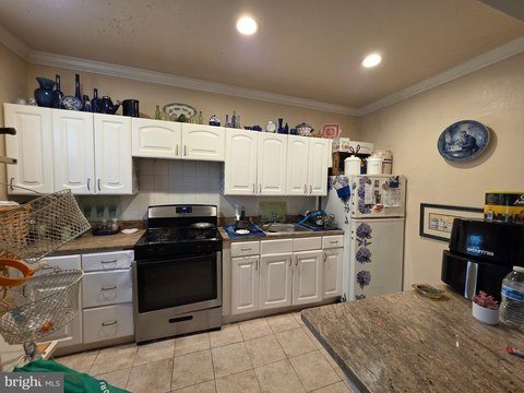 Multi-Use Property in Downtown Media