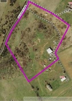 Versatile Land Parcel in Castlewood