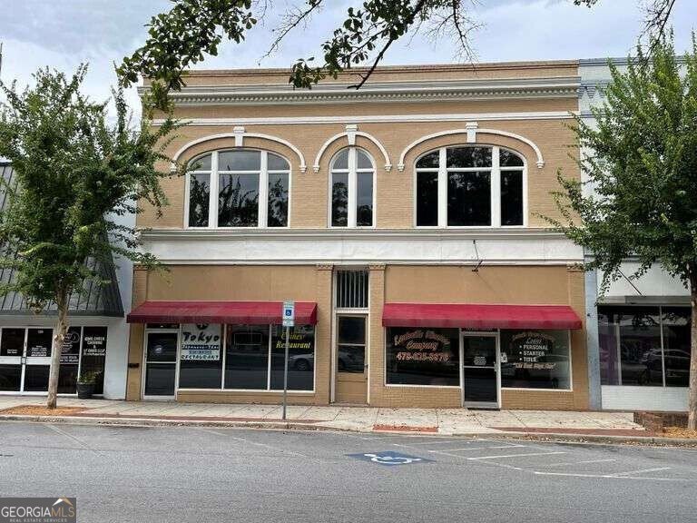 Louisville Storefront with Income Potential