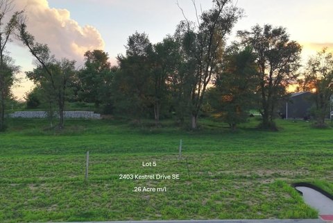 Residential Lot in Kestrel Heights