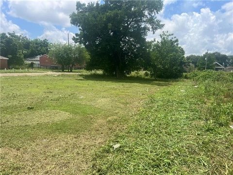 Corner Lot in New Orleans