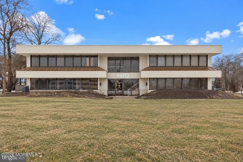 Second-Floor Medical Office Space