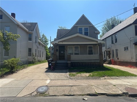 Value-Add Quad Opportunity in Cleveland