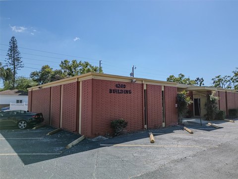 Multi-Unit Flex/Office Building