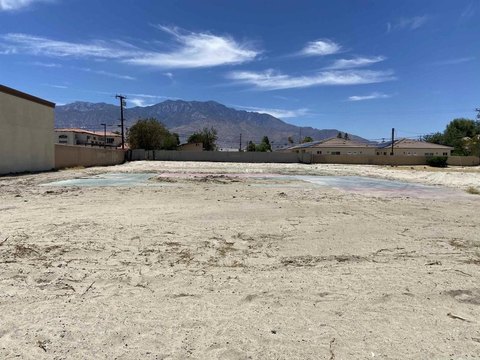 LAND - Cathedral City, CA