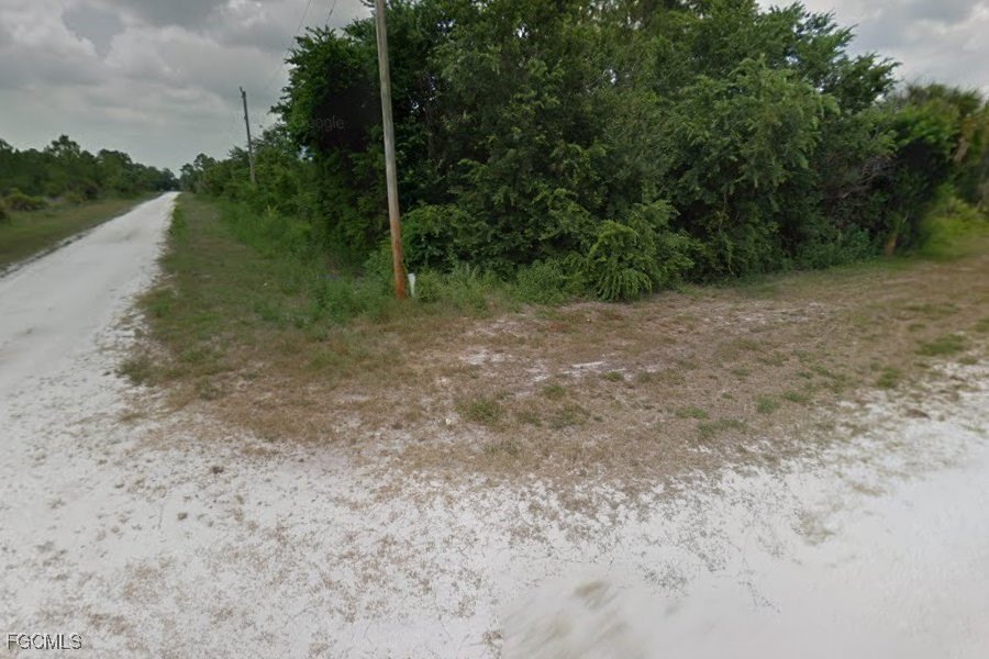 2.5 Acres Corner Double Lot