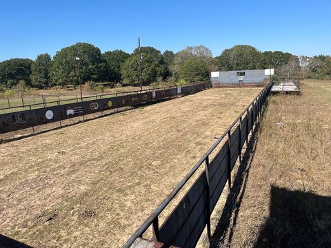 Horse Farm Acreage with Rodeo Arena