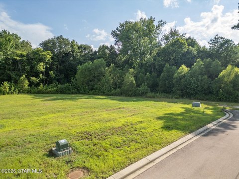 LAND - Starkville, MS