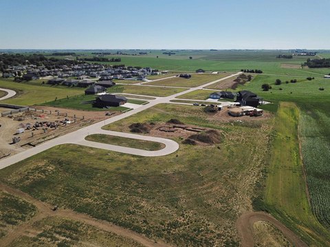 Residential Development Land in Cul-de-Sacs