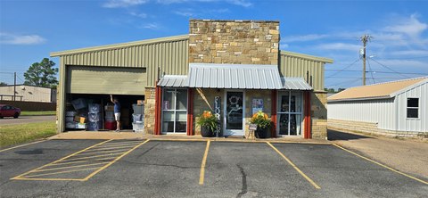 Multi-Building Commercial Property