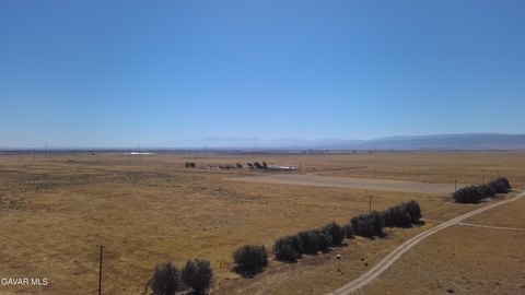 Land, Lancaster, CA