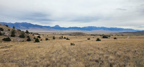 Land, Ennis, MT