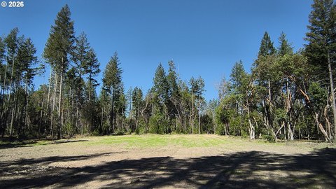 Secluded Land Near Grants Pass