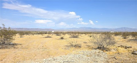 LAND - Golden Valley, AZ