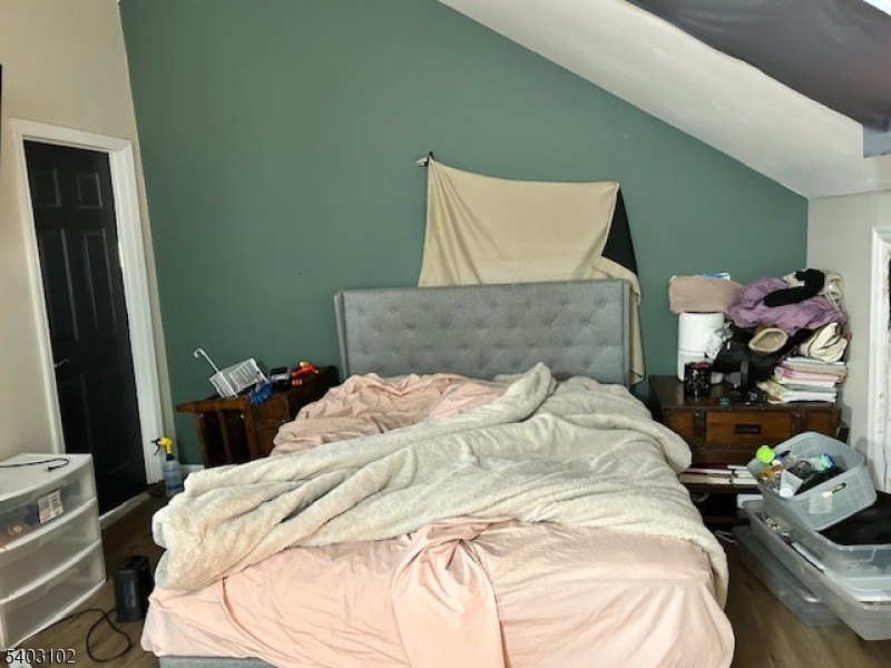 Picture 4