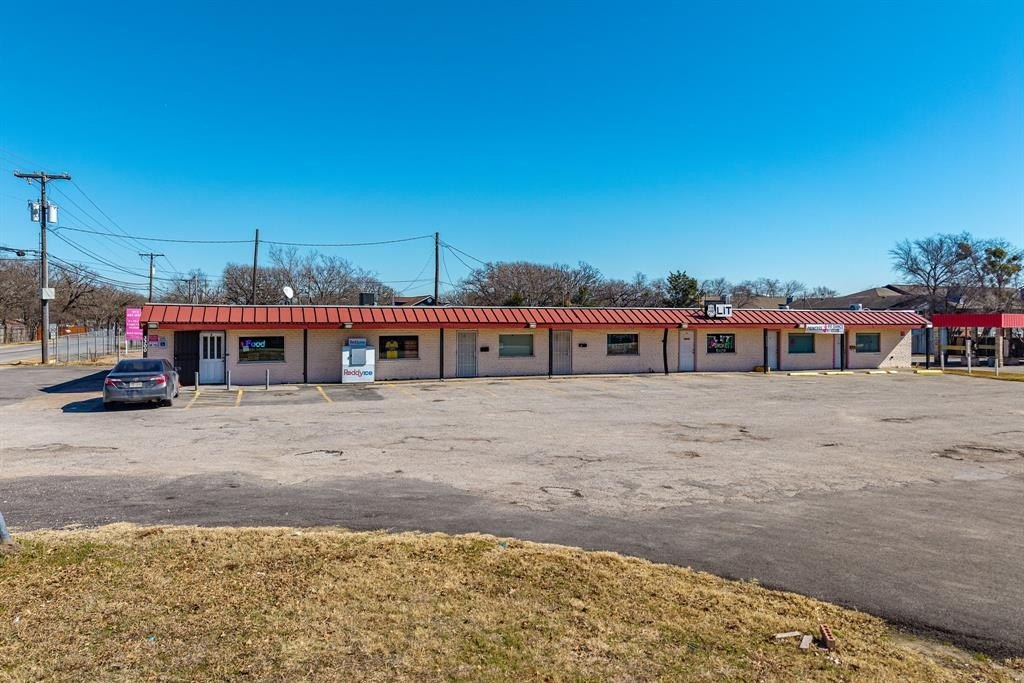 Retail Investment Opportunity in Balch Springs
