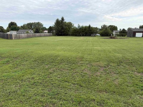 LOTS AND LAND, Yankton, SD